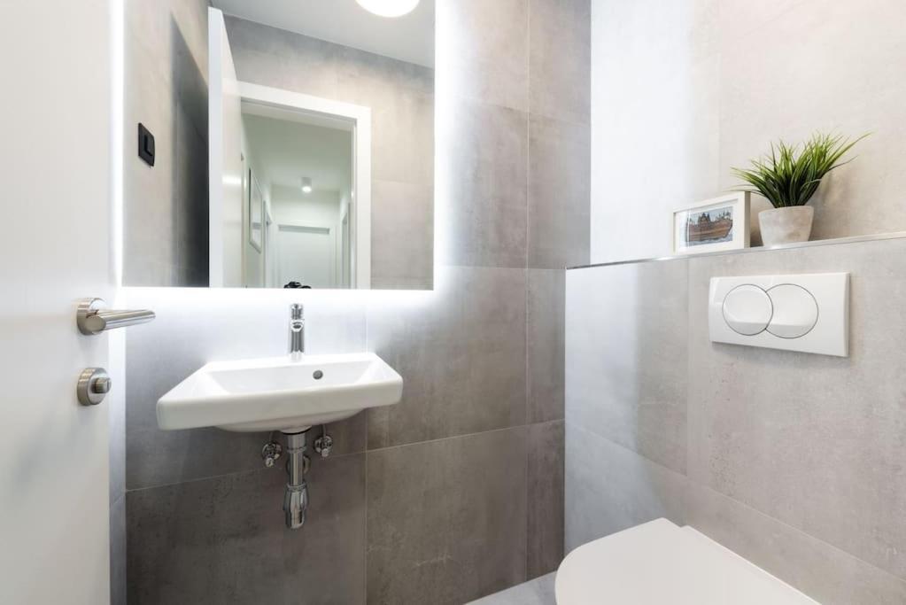 Appartamento Walking Distance Old Town 120M2,Garden,View,Garage Ragusa Esterno foto